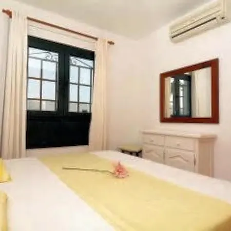 Lanzarotesuites *